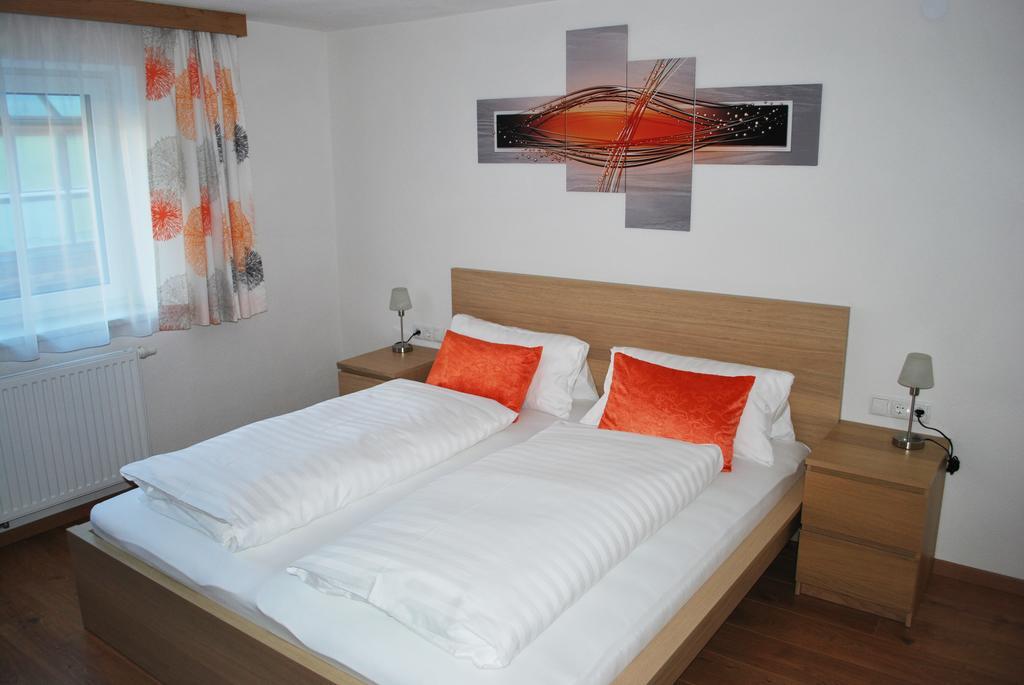 Ferienwohnung Nuener Grins Εξωτερικό φωτογραφία