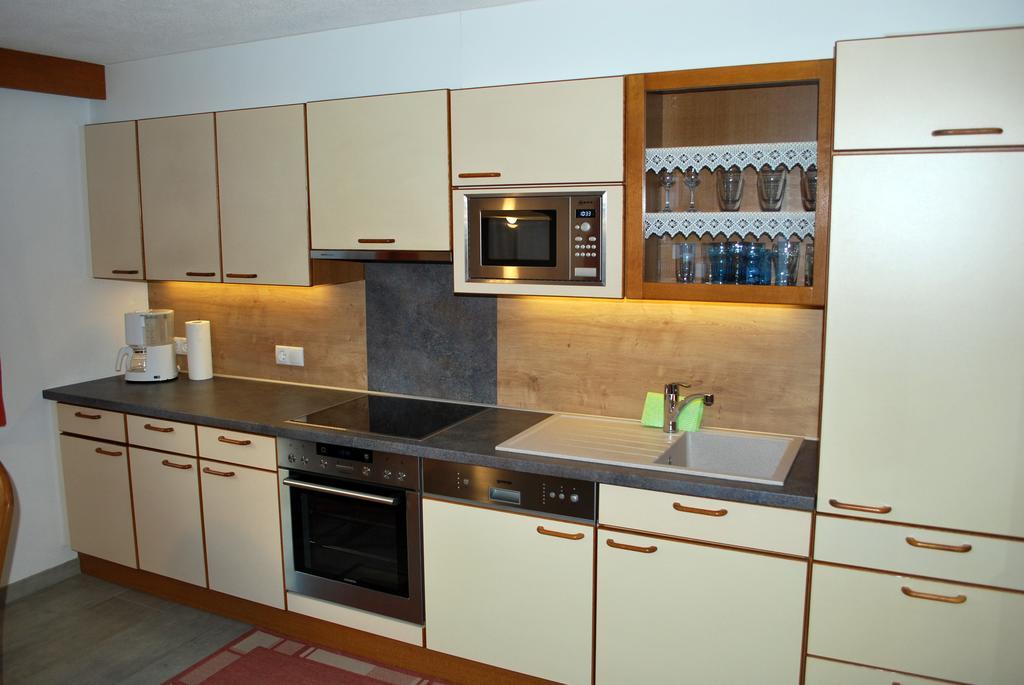 Ferienwohnung Nuener Grins Εξωτερικό φωτογραφία