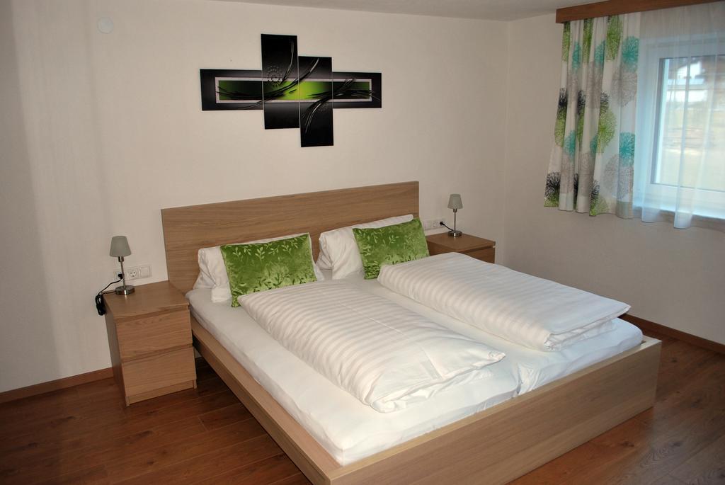Ferienwohnung Nuener Grins Εξωτερικό φωτογραφία