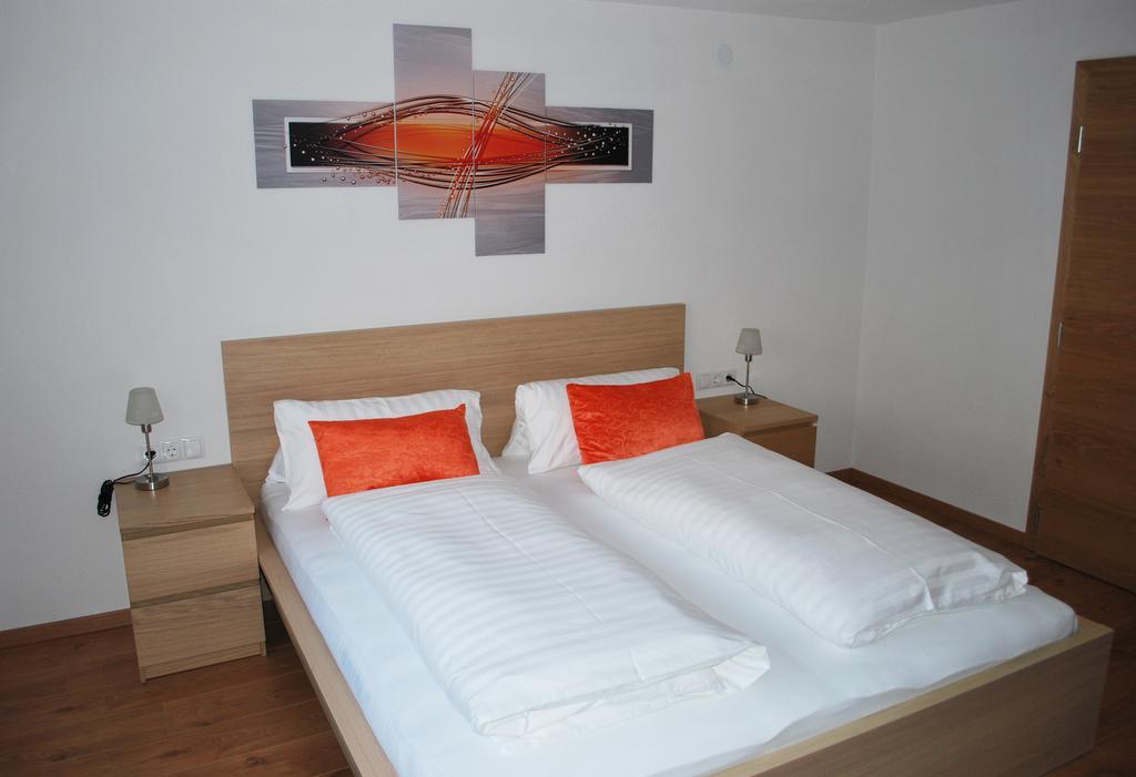 Ferienwohnung Nuener Grins Εξωτερικό φωτογραφία